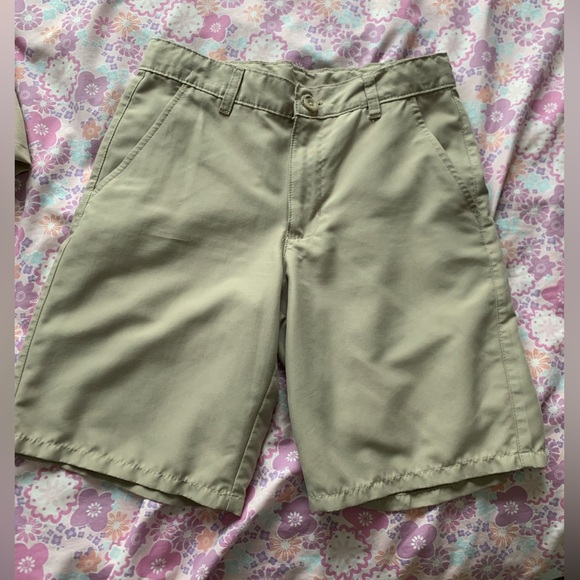 IZOD school uniform bermudas size 12 - Picture 2 of 5